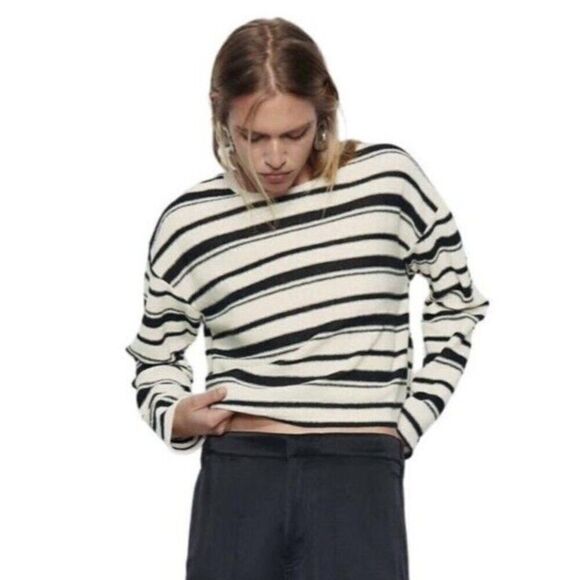 Zara Womens Rustic Sweater M Black White Knit Striped Pullover 2298/651 NWT - Picture 1 of 11